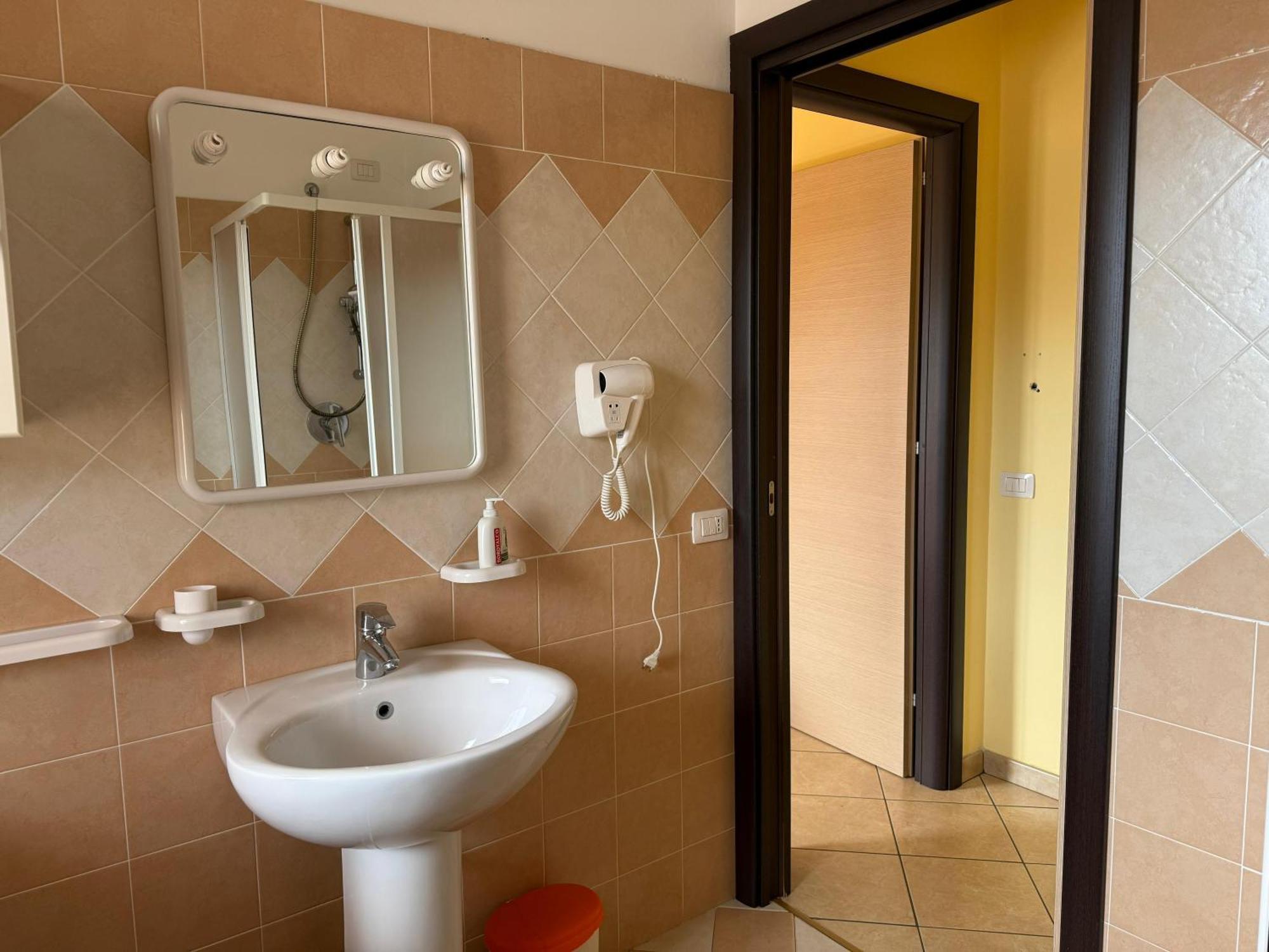 Dal Barone Agostino Apartment Capo Vaticano Ngoại thất bức ảnh