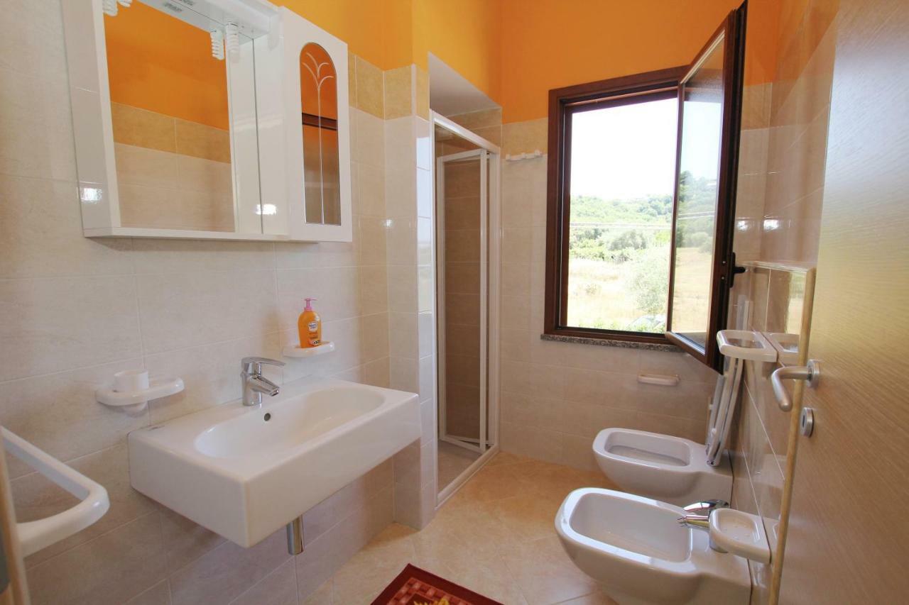 Dal Barone Agostino Apartment Capo Vaticano Ngoại thất bức ảnh