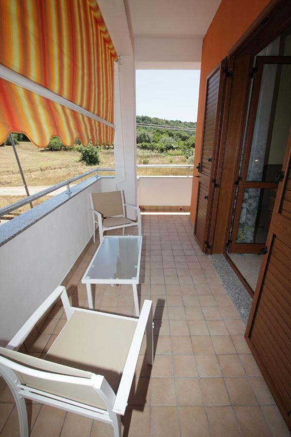 Dal Barone Agostino Apartment Capo Vaticano Ngoại thất bức ảnh